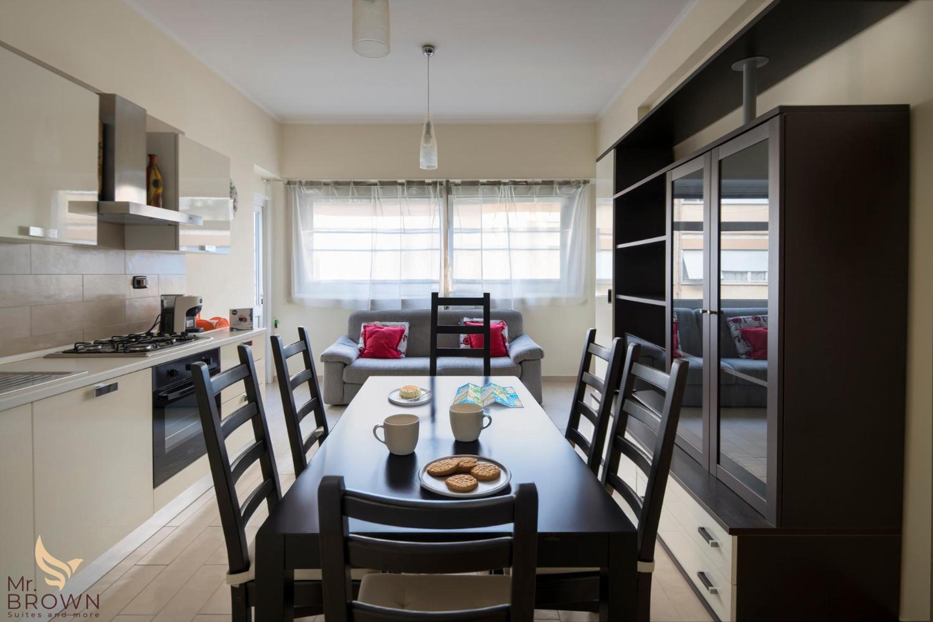 Mr Brown Home And Suites Рим Екстериор снимка