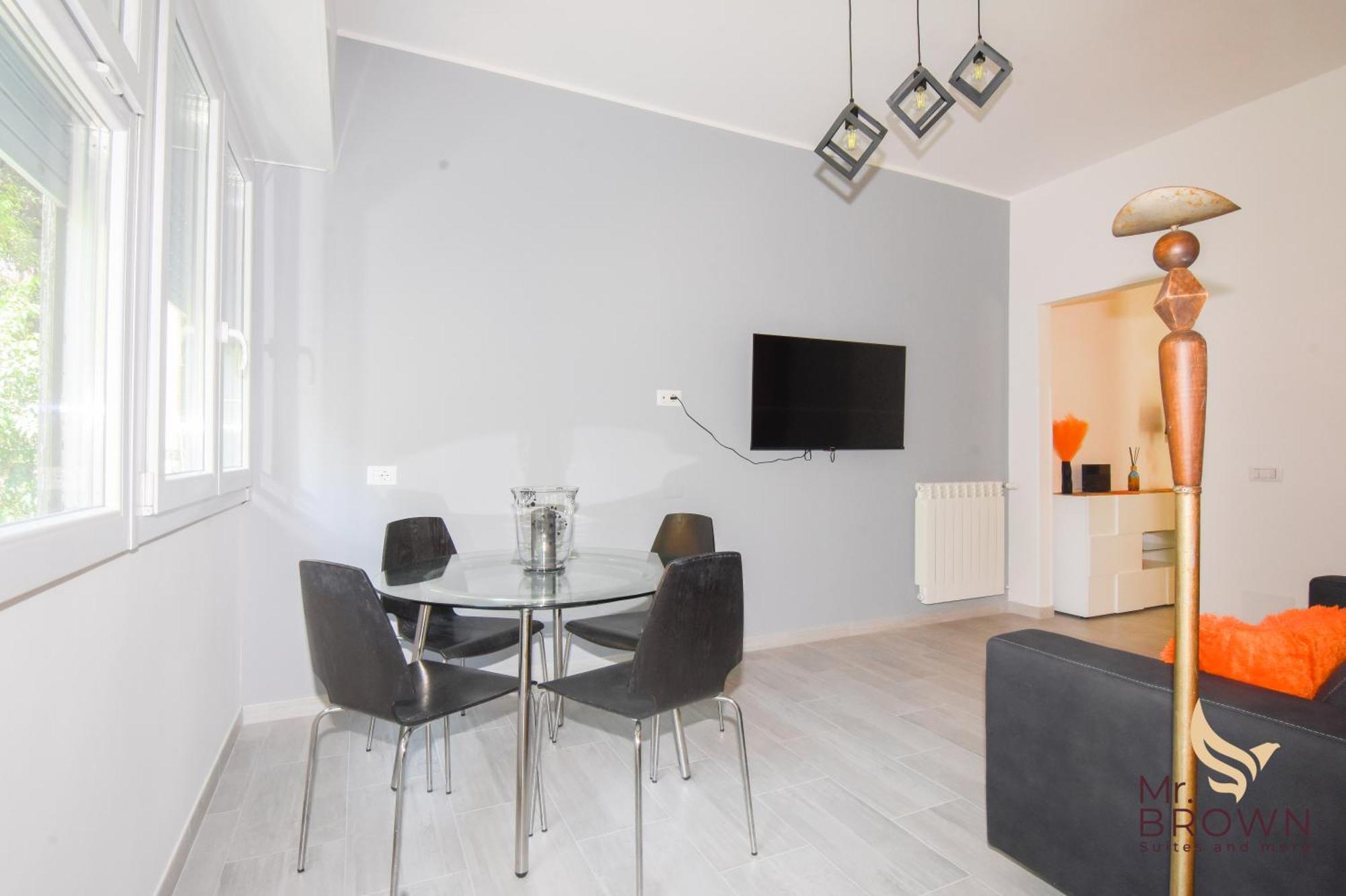 Mr Brown Home And Suites Рим Екстериор снимка